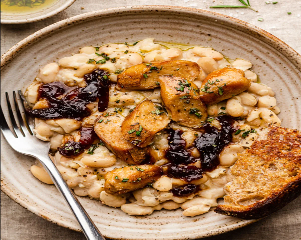 Cannellini beans with rosemary and balsamic onions