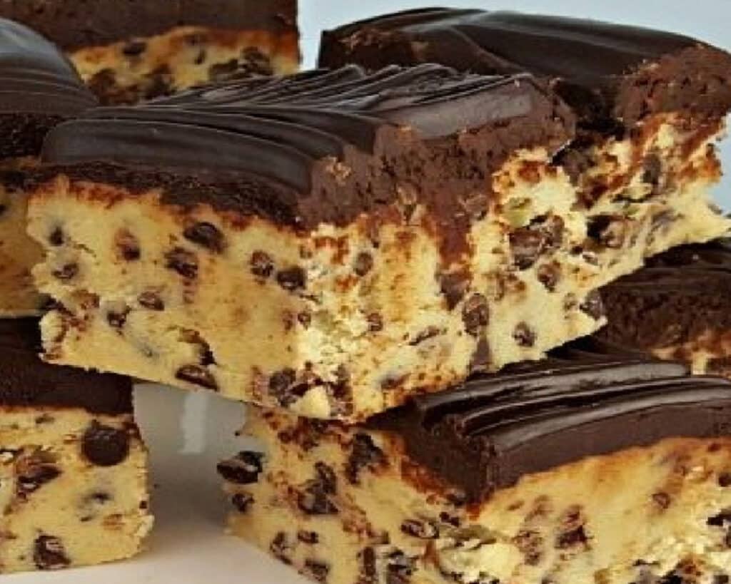 Chocolate Chip Cookie Dough Bars