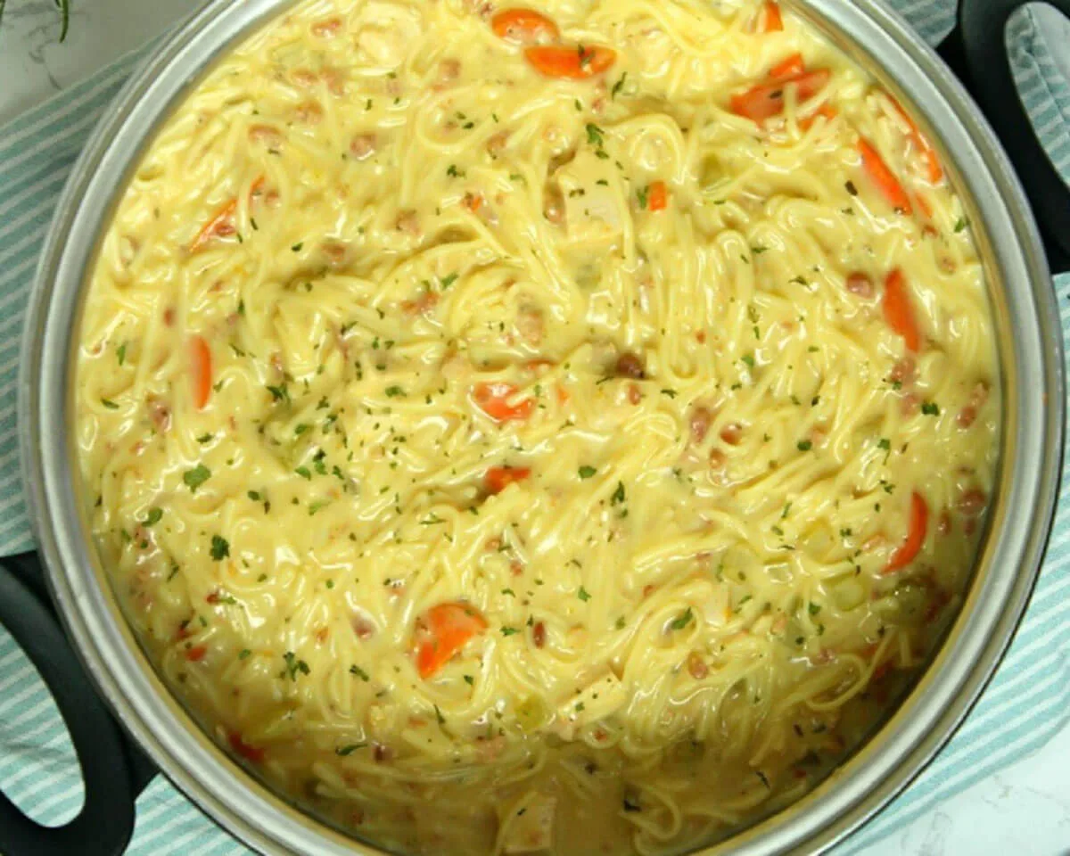 Creamy Bacon and Ranch Chicken Noodle Soup