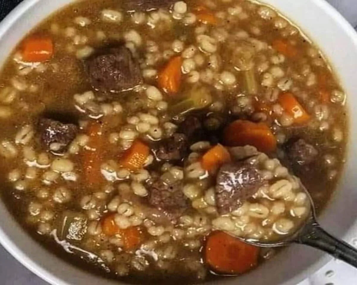 Crockpot Beef & Barley Soup