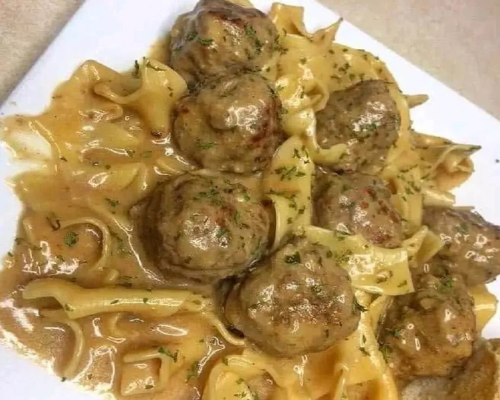 Swedish Meatballs with Creamy Sauce