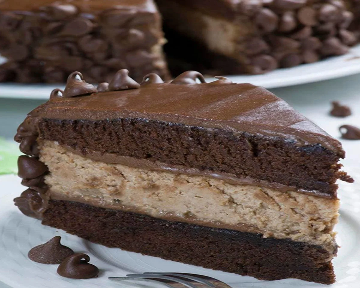 Hershey’s Chocolate Cheesecake Cake
